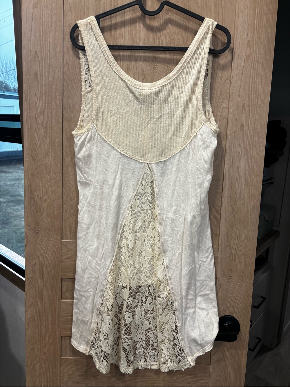 We the Free People Boho Tank Top Size M Lace Lagenlook - Picture 3 of 4